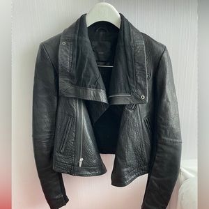 Veda black moto leather jacket! Super stylish!